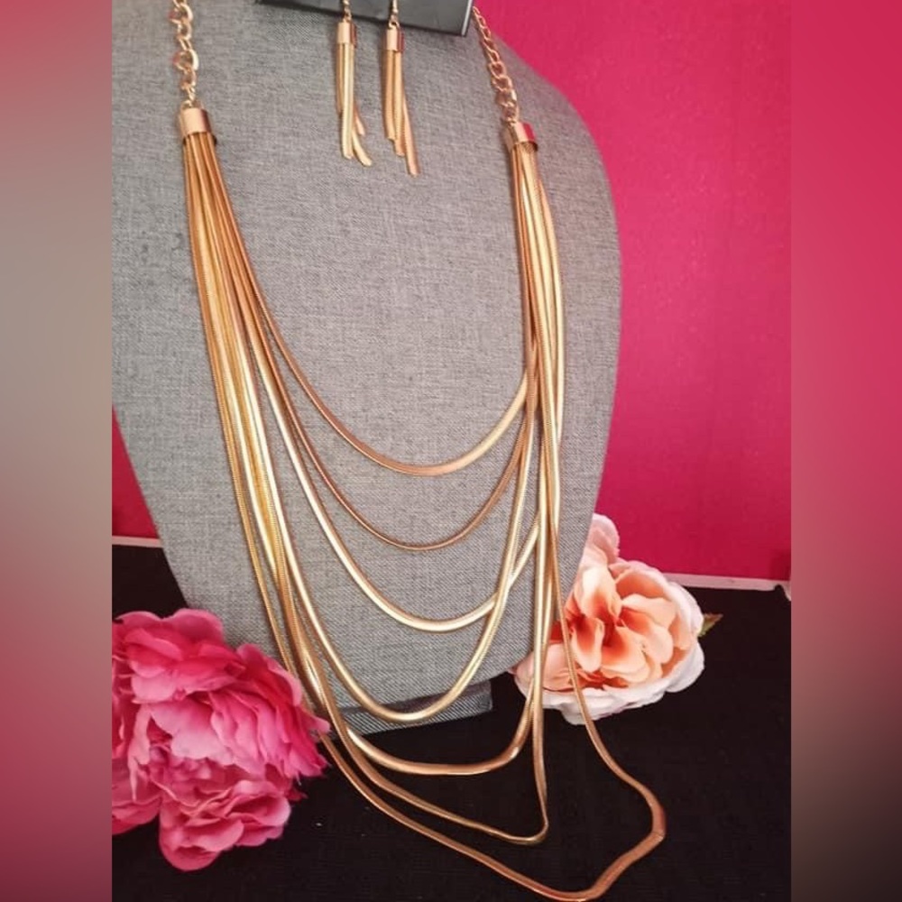 Zi Statement Necklace The Commanding - image 1